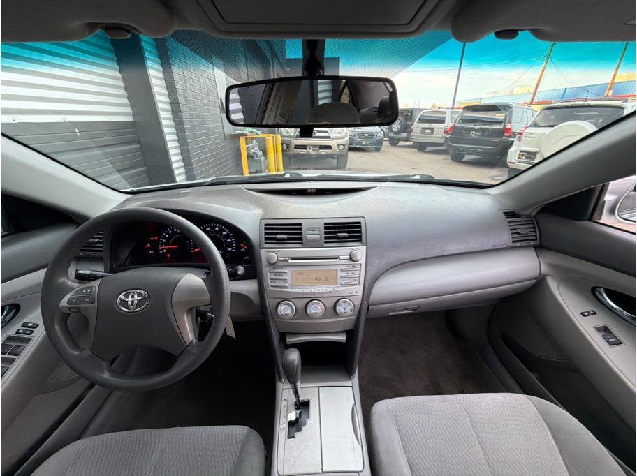 2010 Toyota Camry LE