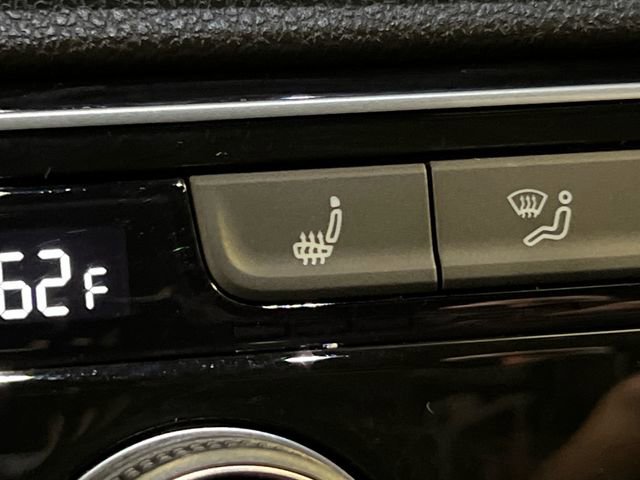 2022 Volkswagen Atlas Cross Sport SE