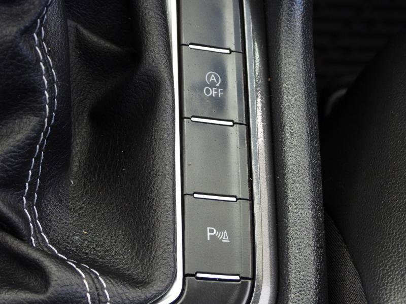 2022 Volkswagen Tiguan SE R-Line