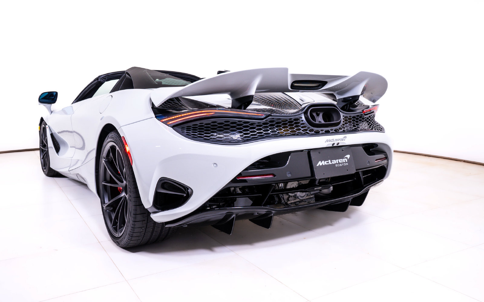 New 2027 McLaren 750S Spider photo 13