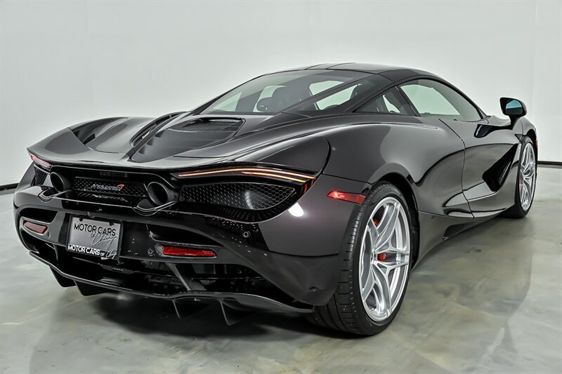 Used 2018 McLaren 720S photo 12