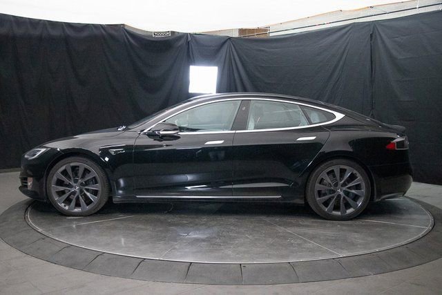 2021 Tesla Model S Long Range