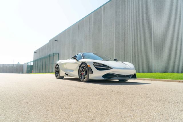Used 2018 McLaren 720S Luxury photo 27