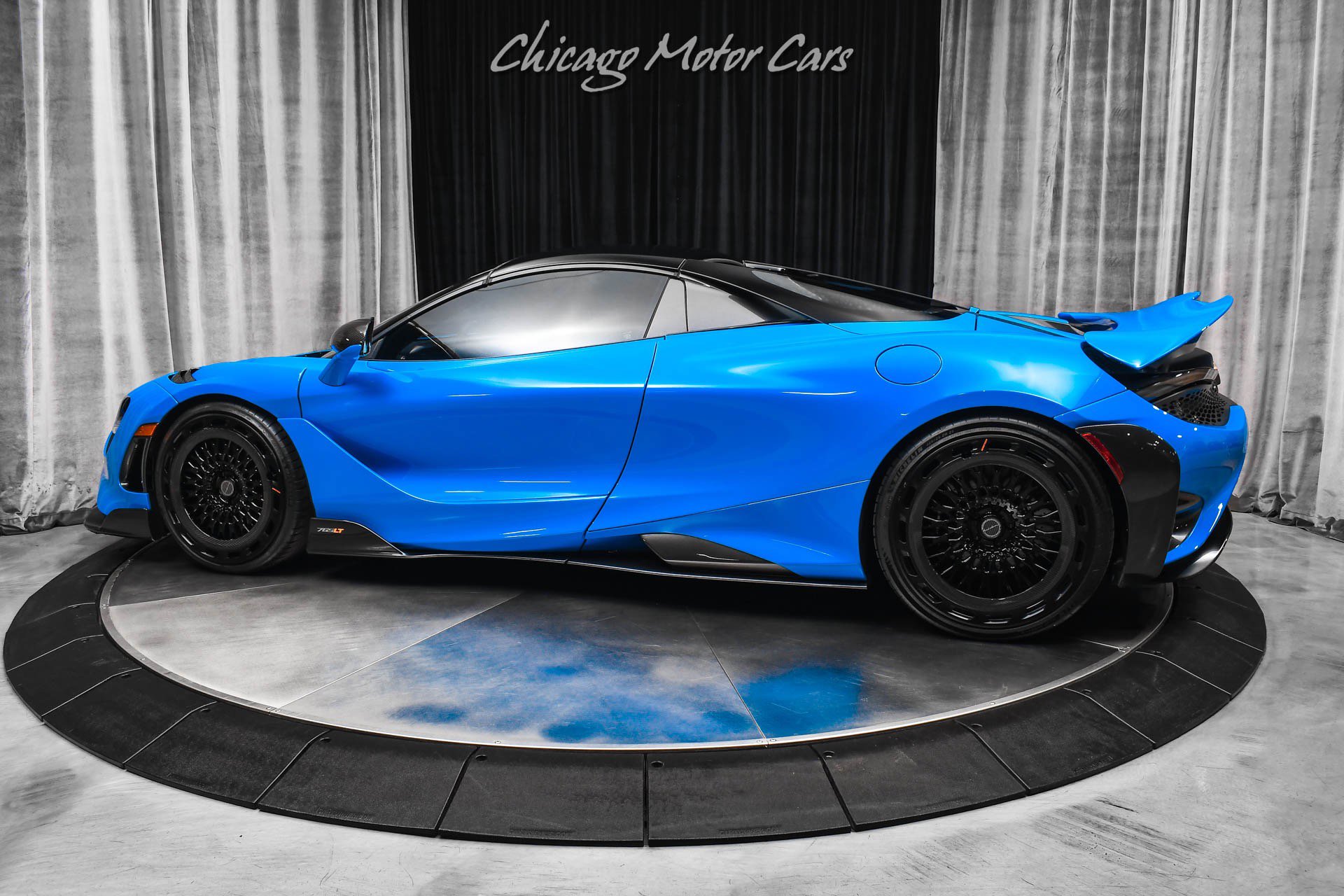 Used 2022 McLaren 765LT photo 40