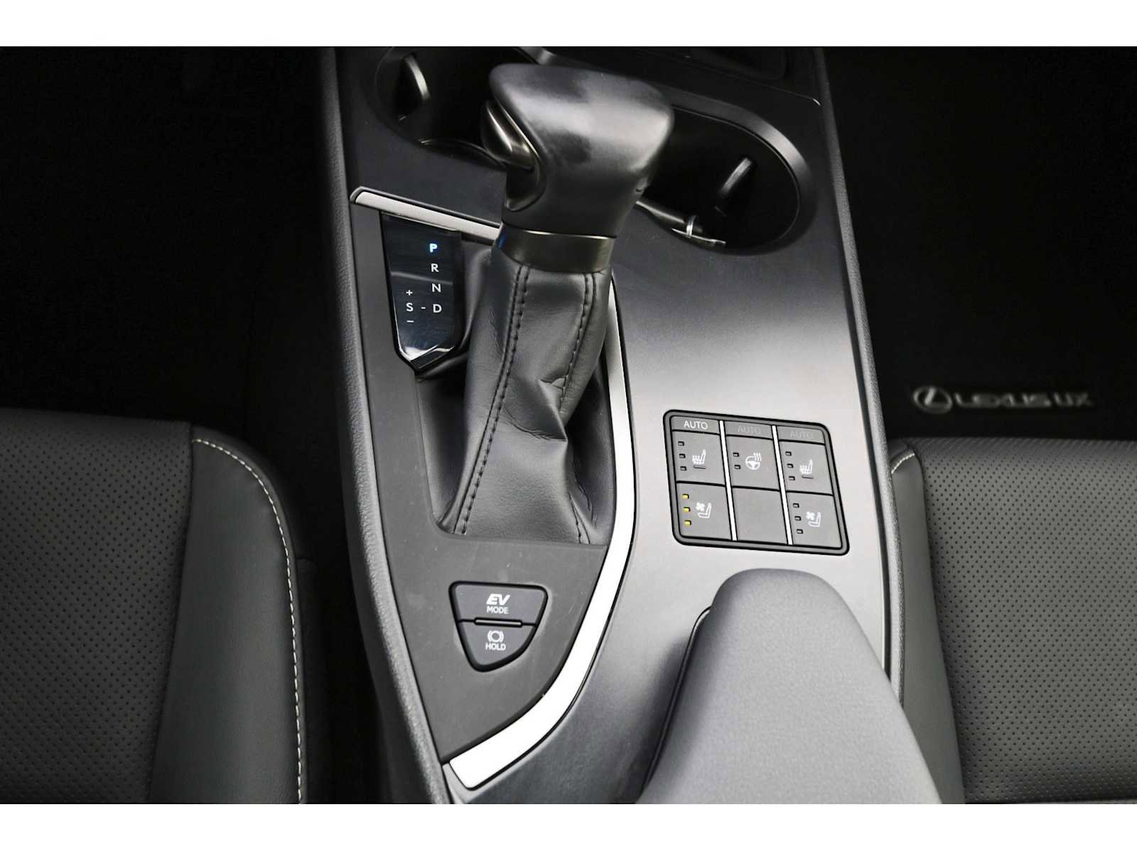 2024 Lexus UX 250h FWD w/ Premium Package