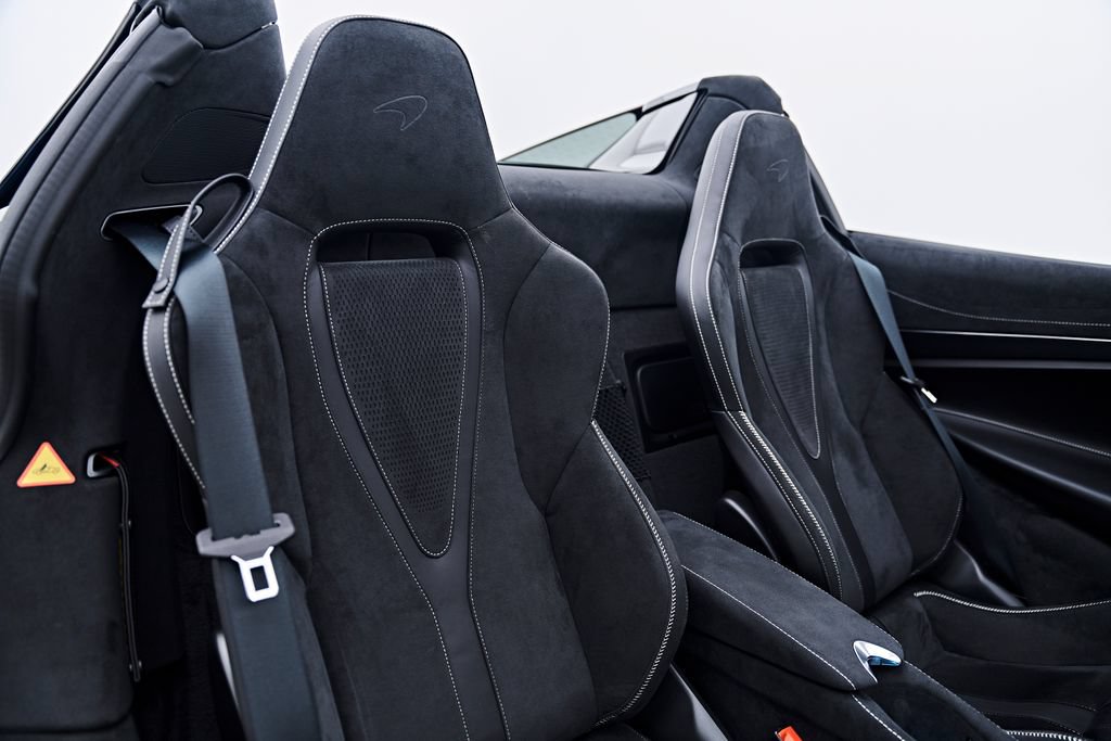 Used 2025 McLaren 750S Spider photo 54