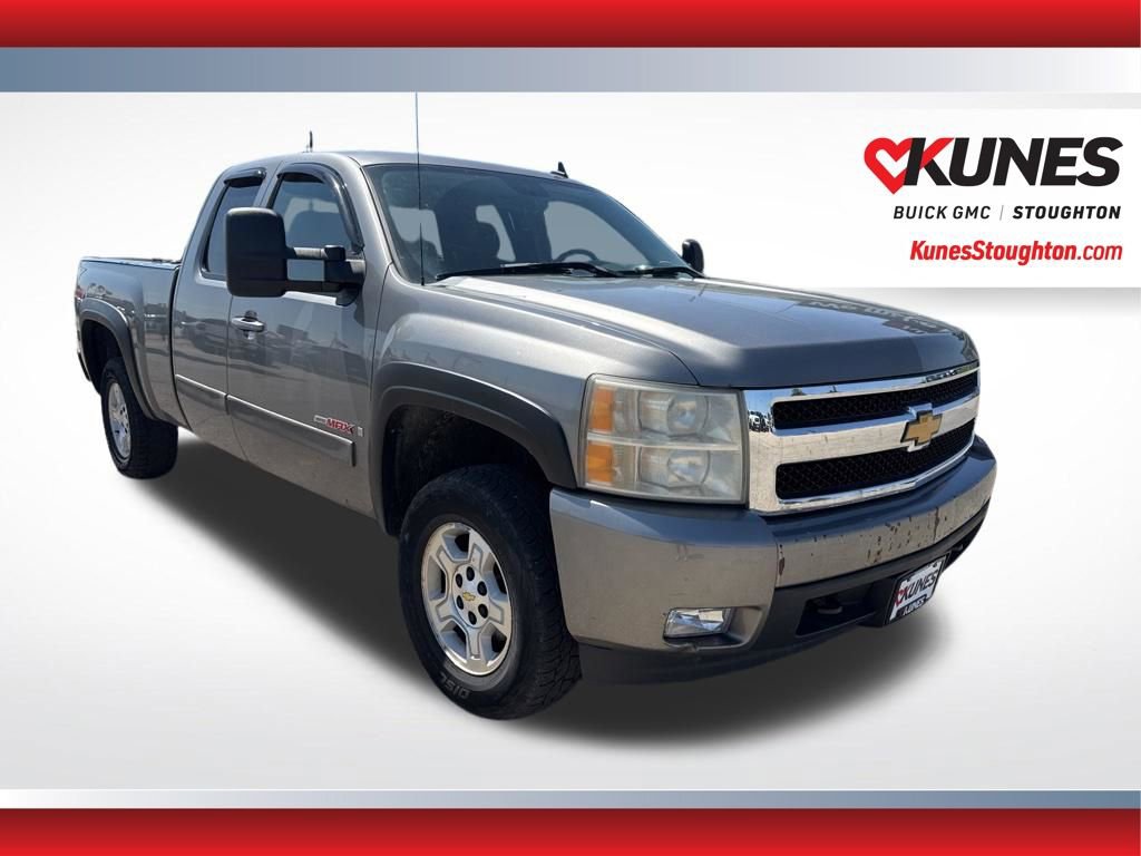 Used 2007 Chevrolet Silverado 1500 LTZ w/ Max Trailering Pack