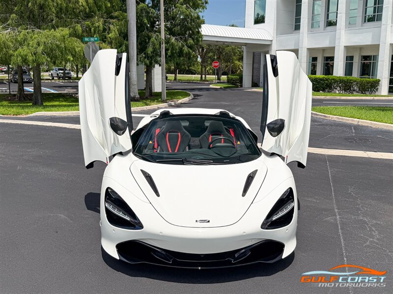 Used 2021 McLaren 720S Performance photo 5