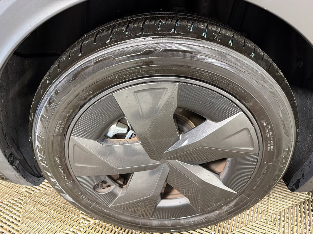 2025 Toyota Prius Plug-In Hybrid