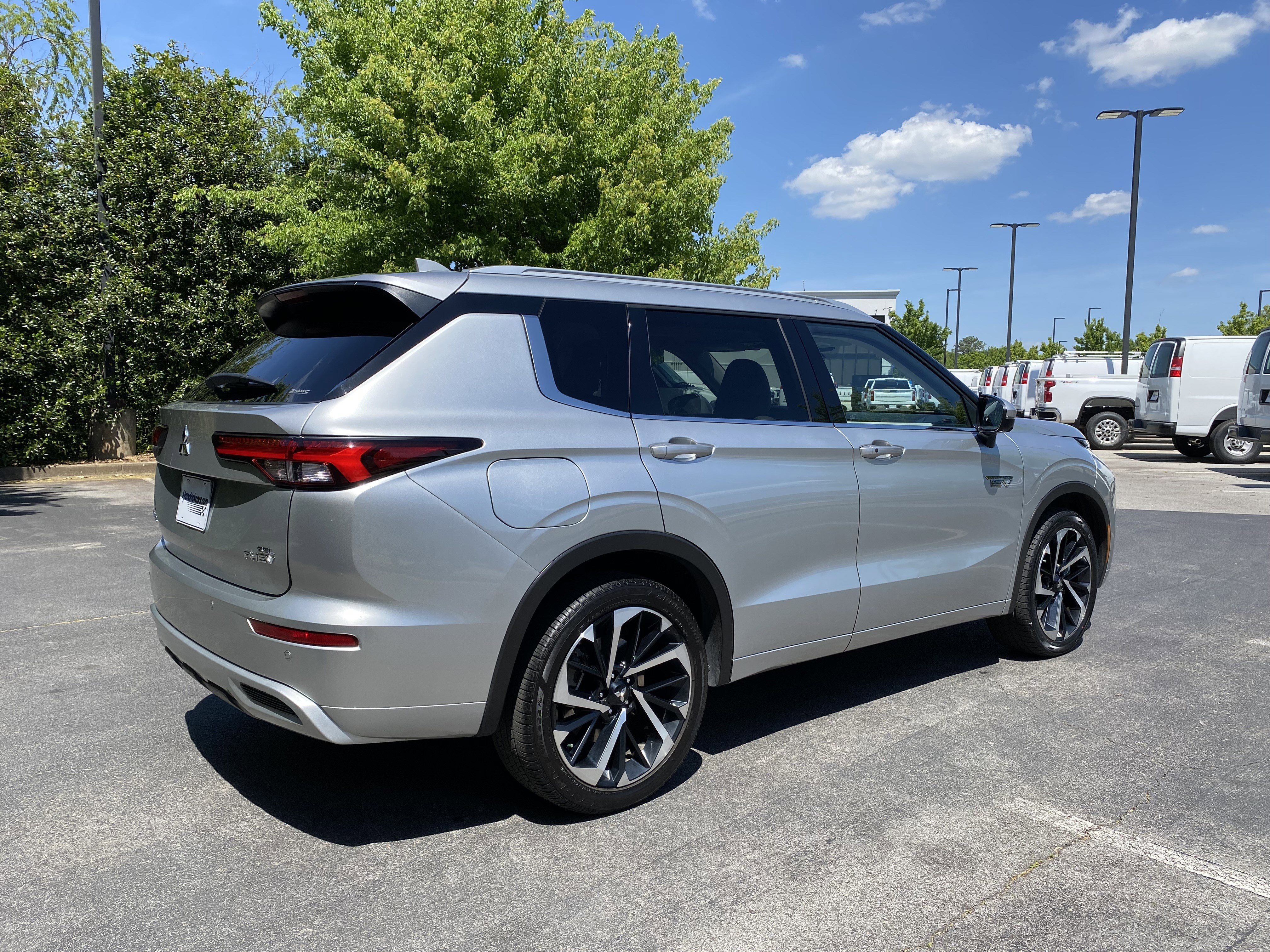 2024 Mitsubishi Outlander 4WD Plug-In Hybrid