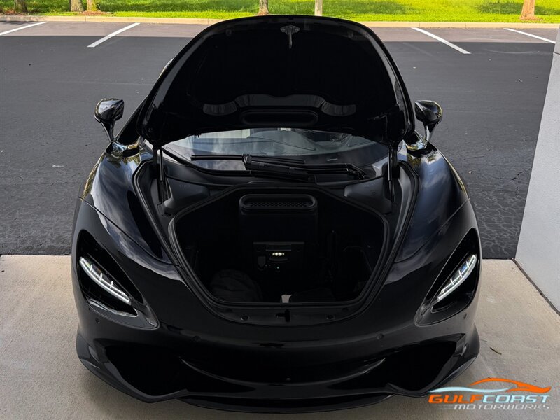 Used 2024 McLaren 750S Spider photo 35
