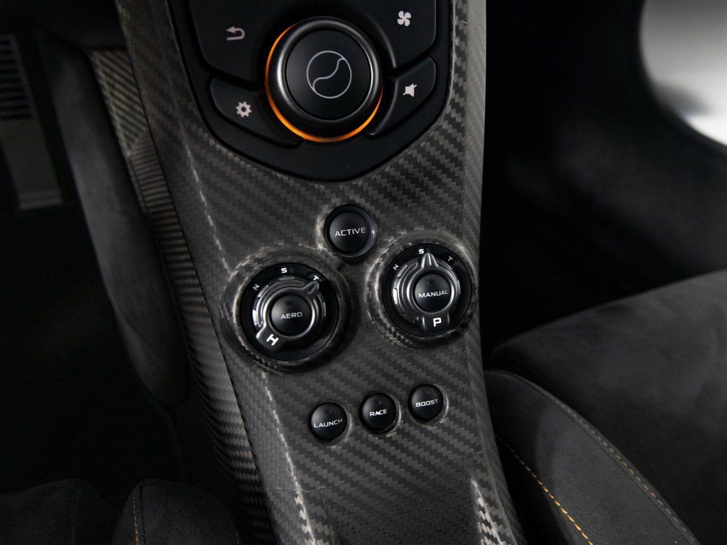 Used 2015 McLaren P1 photo 44