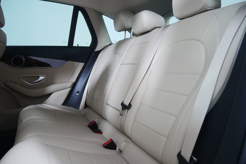 2017 Mercedes-Benz GLC 300 4MATIC