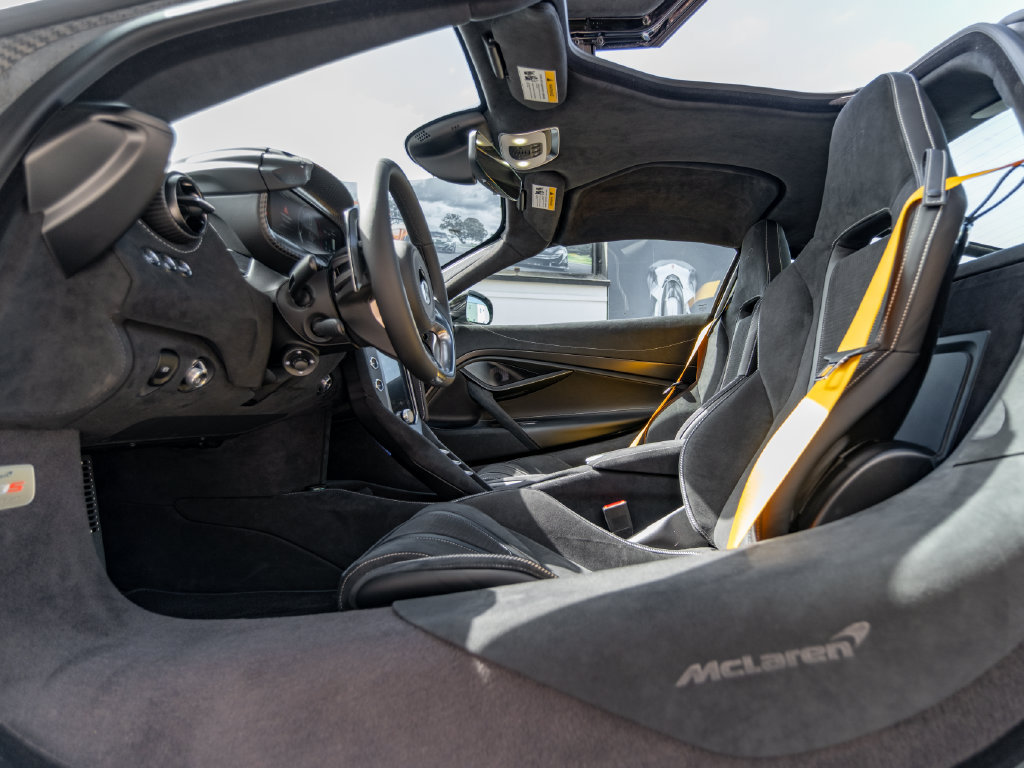 New 2027 McLaren 750S photo 11
