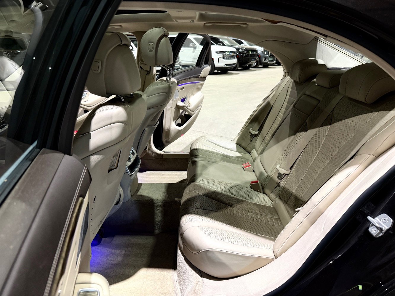 2015 Mercedes-Benz S 550 Sedan