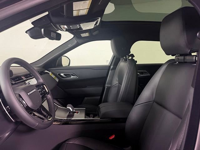 2026 Land Rover Range Rover Velar Dynamic SE