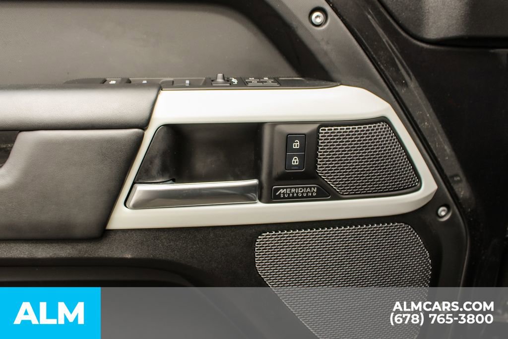 2024 Land Rover Defender 110 X-Dynamic SE