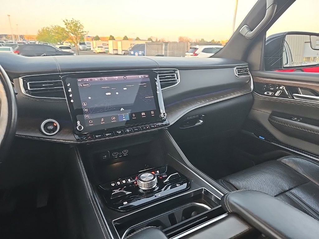 2023 Jeep Grand Wagoneer Series II