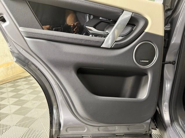 2025 Land Rover Discovery Sport S