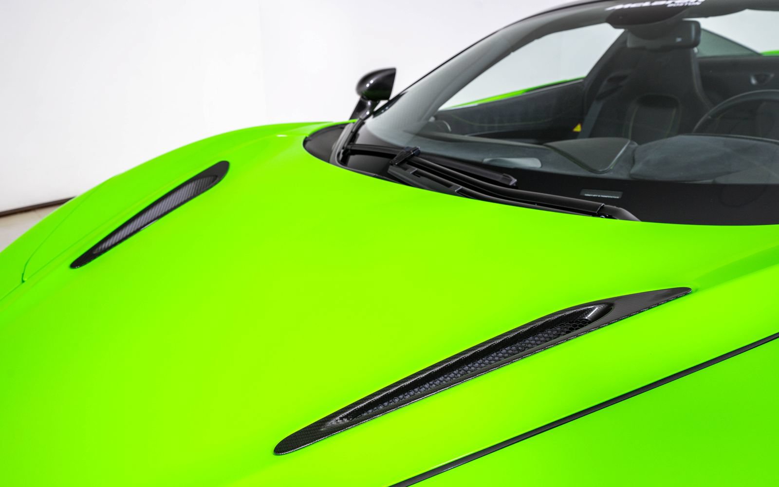Used 2022 McLaren 720S Performance photo 22