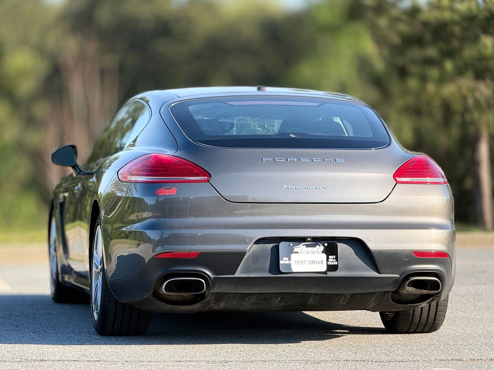 2015 Porsche Panamera 4