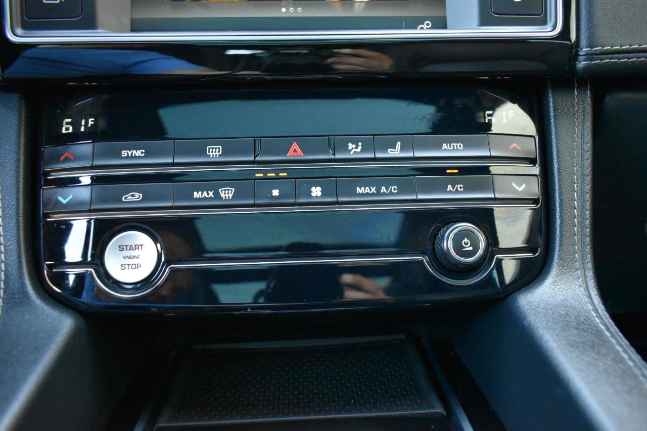 2018 Jaguar F-Pace S