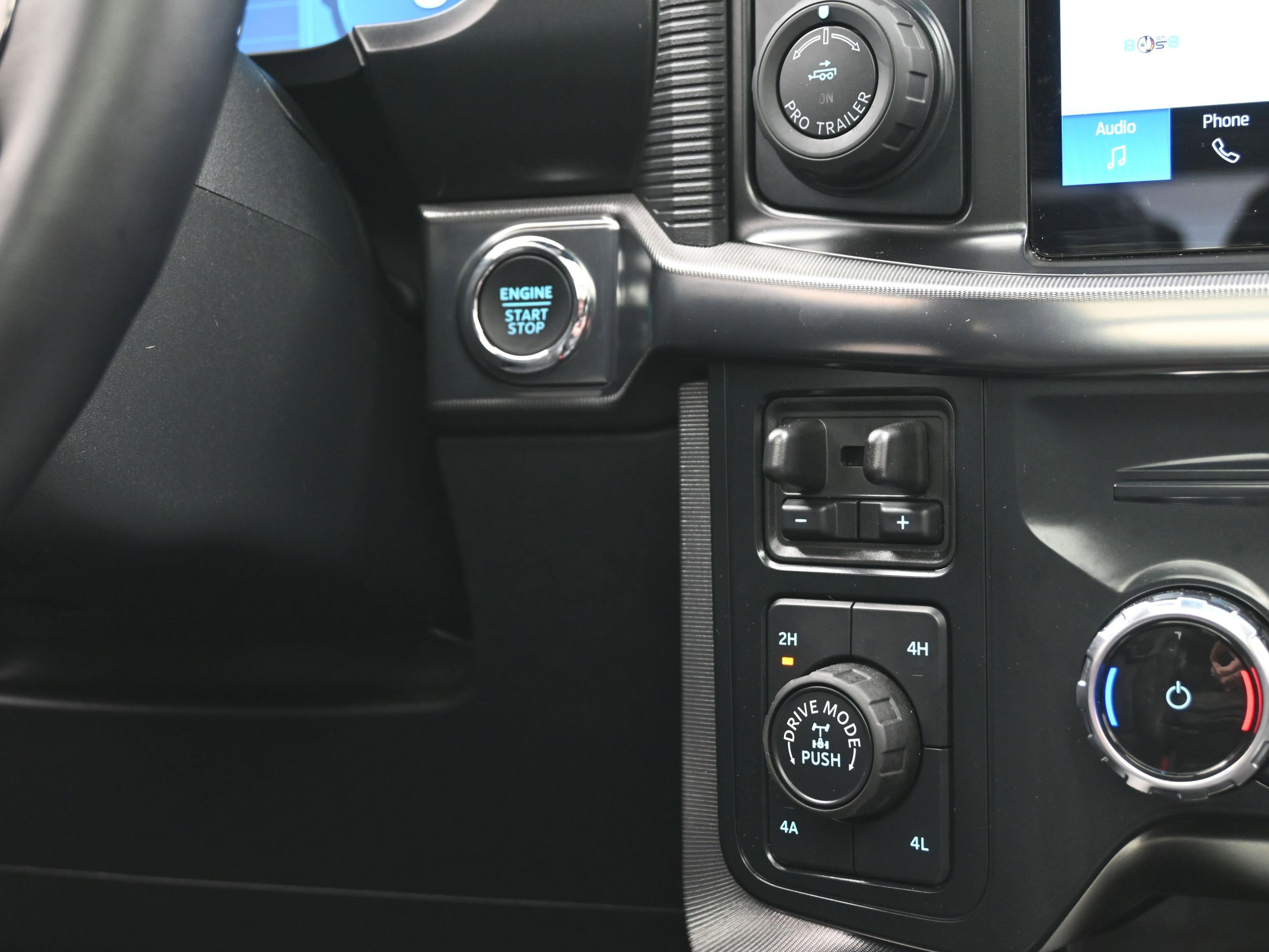 2025 Ford F150 Platinum