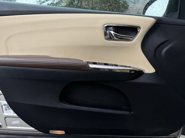 2014 Toyota Avalon XLE