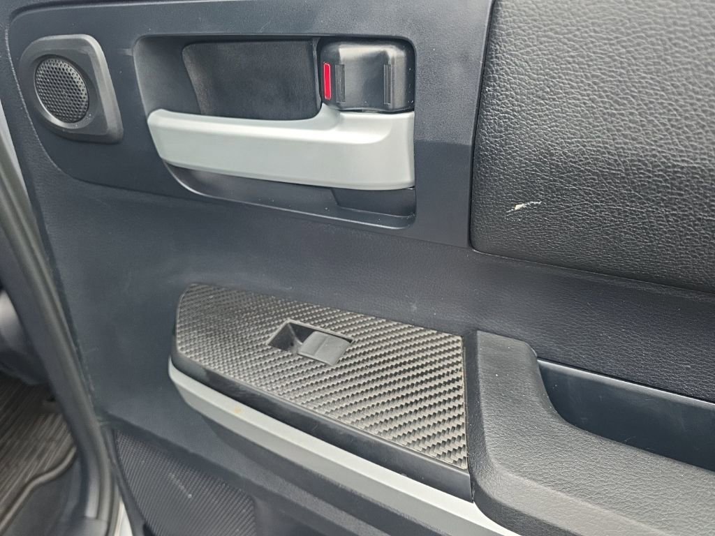 2015 Toyota Tundra SR5