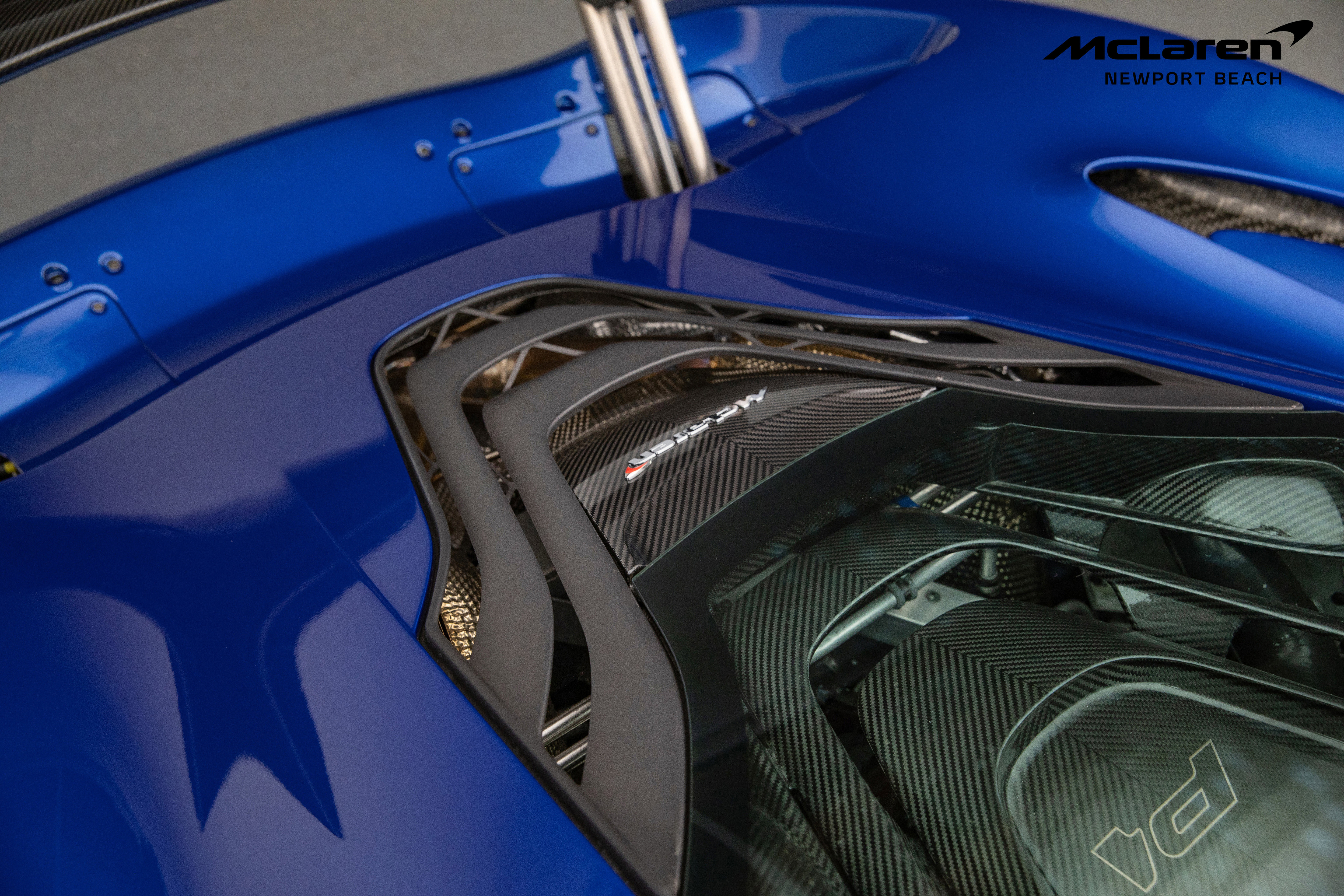 Used 2014 McLaren P1 photo 12