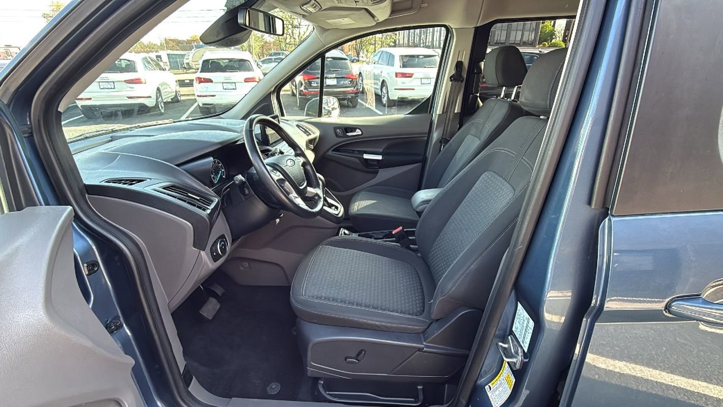 2022 Ford Transit Connect XLT