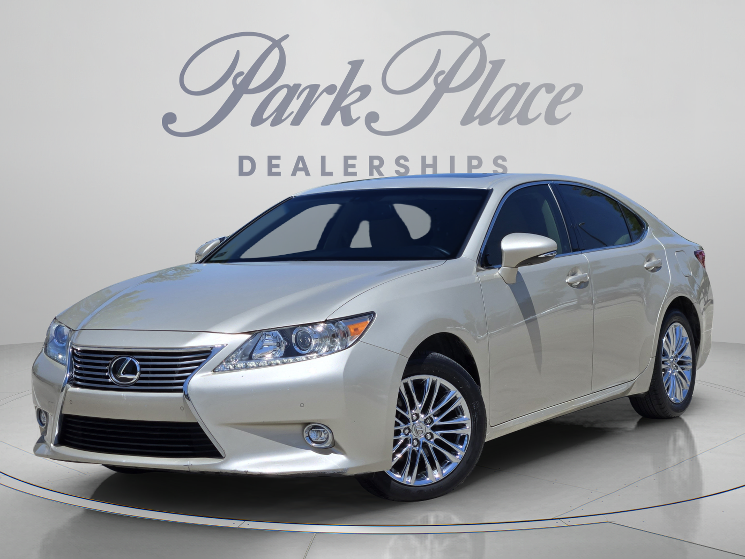 Used 2015 Lexus ES 350 w/ Luxury Package