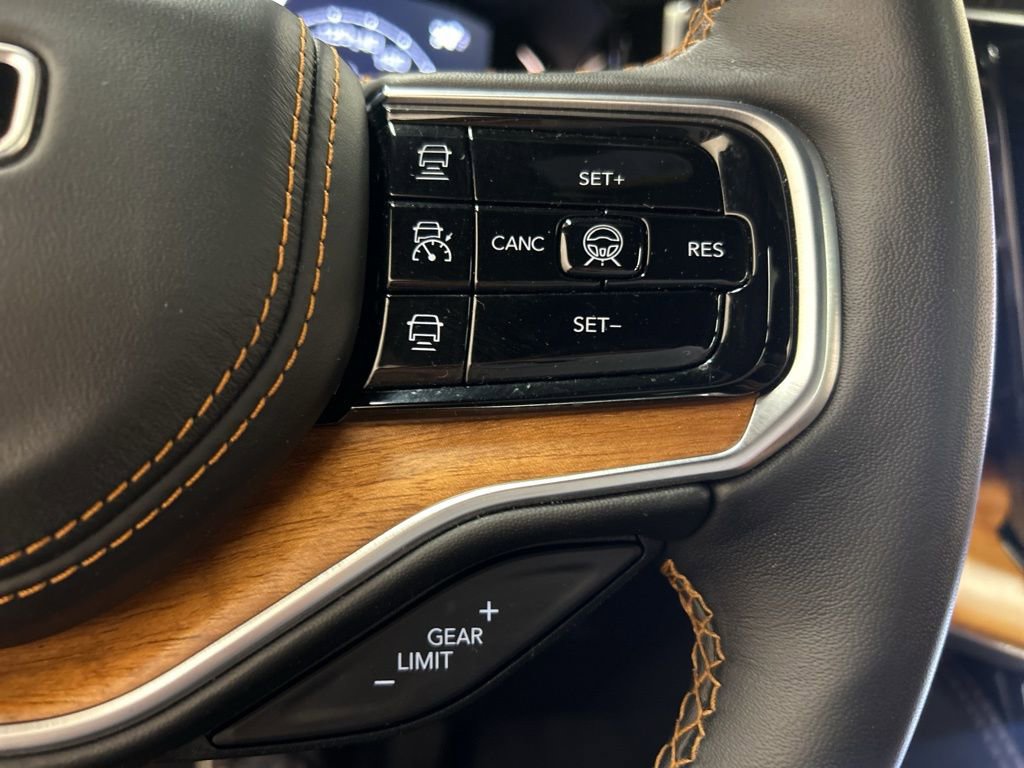 2025 Jeep Grand Wagoneer Series III