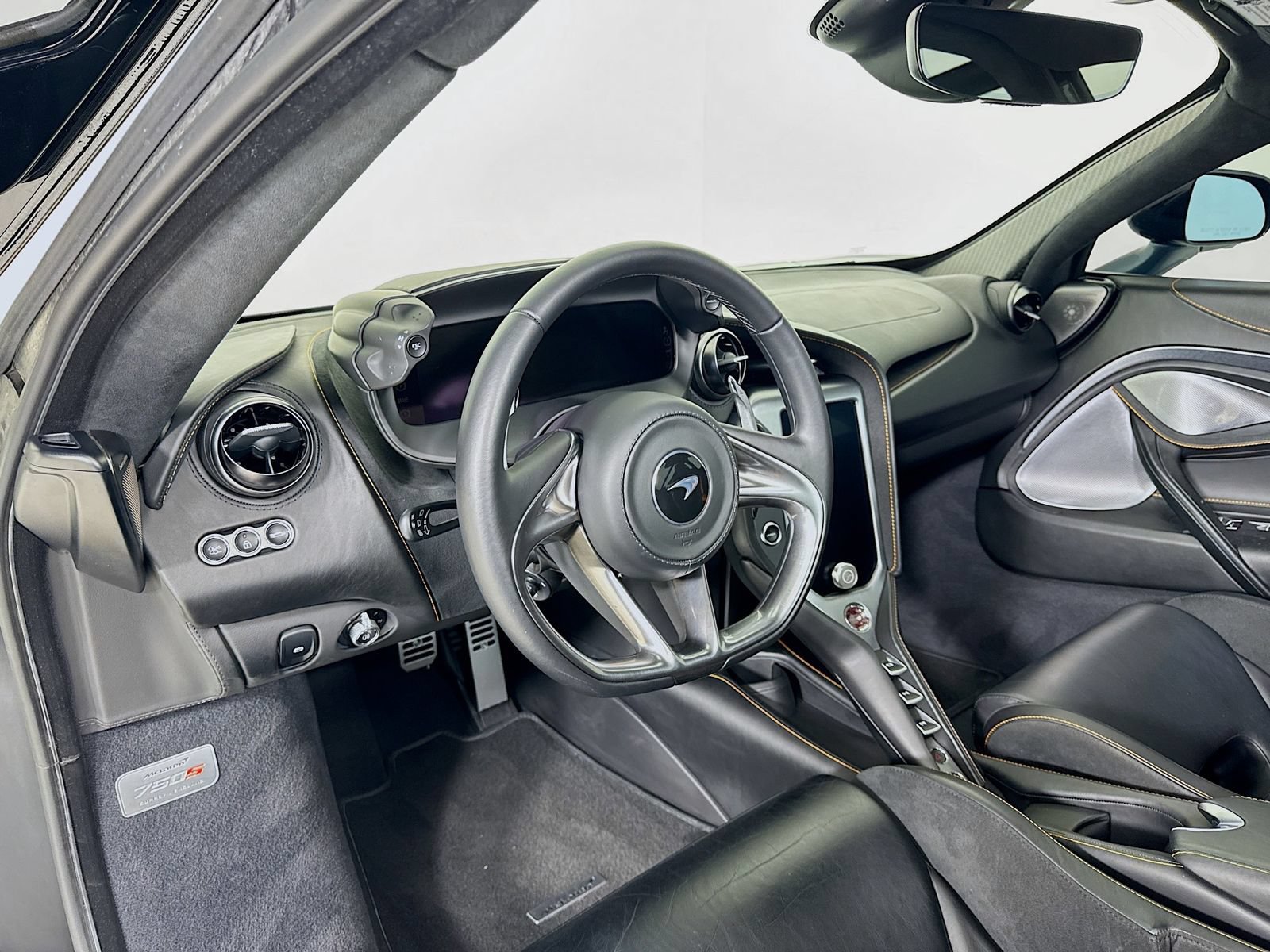 Used 2024 McLaren 750S photo 10