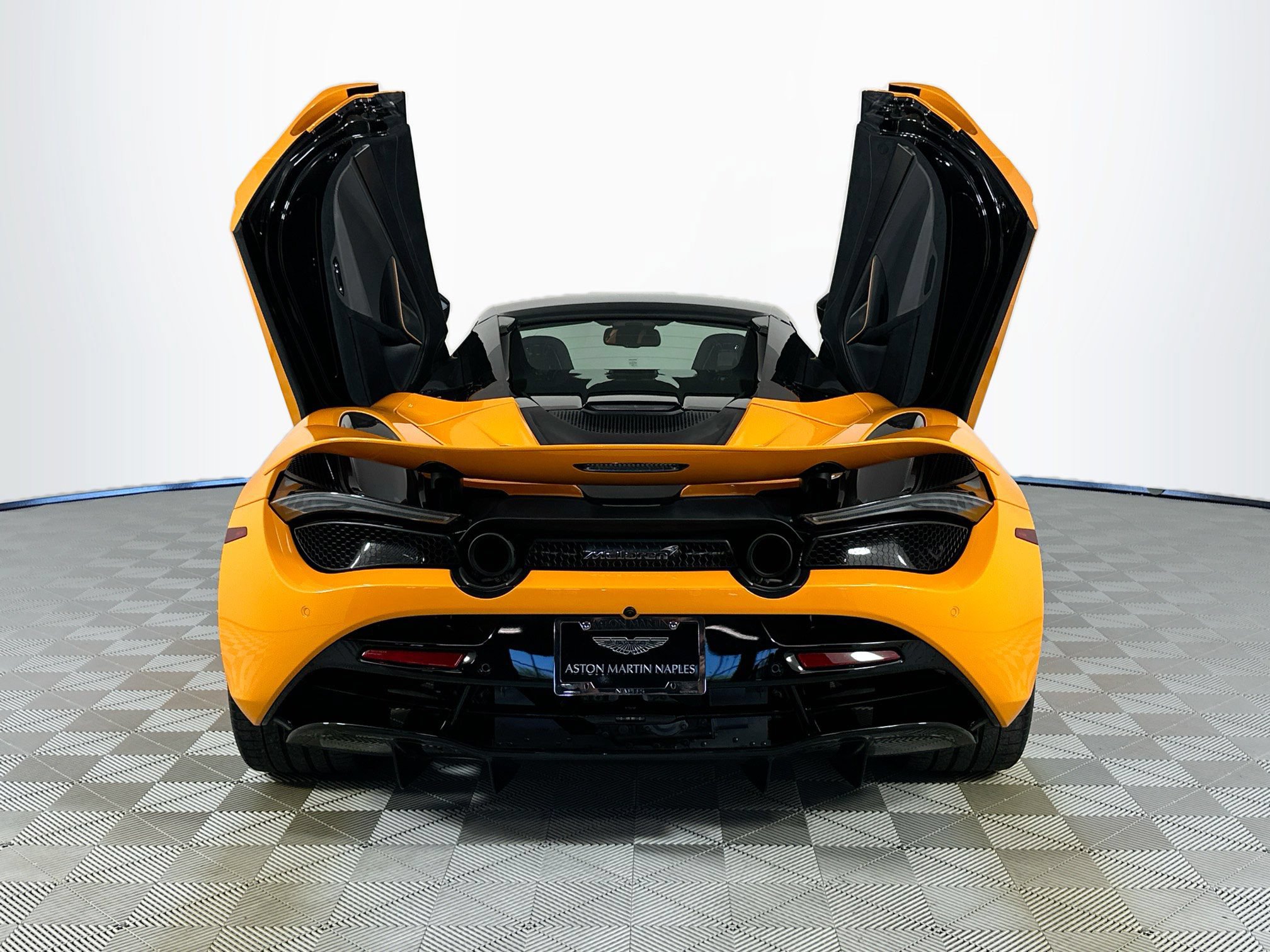 Used 2022 McLaren 720S Performance photo 39