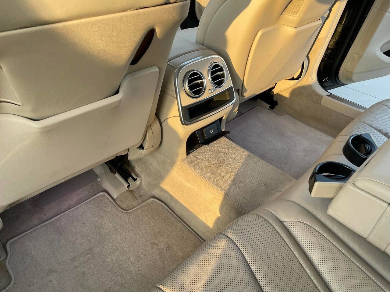 2014 Mercedes-Benz S 550 Sedan