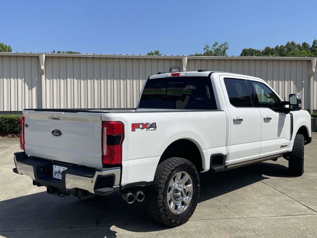 2025 Ford F350 Lariat