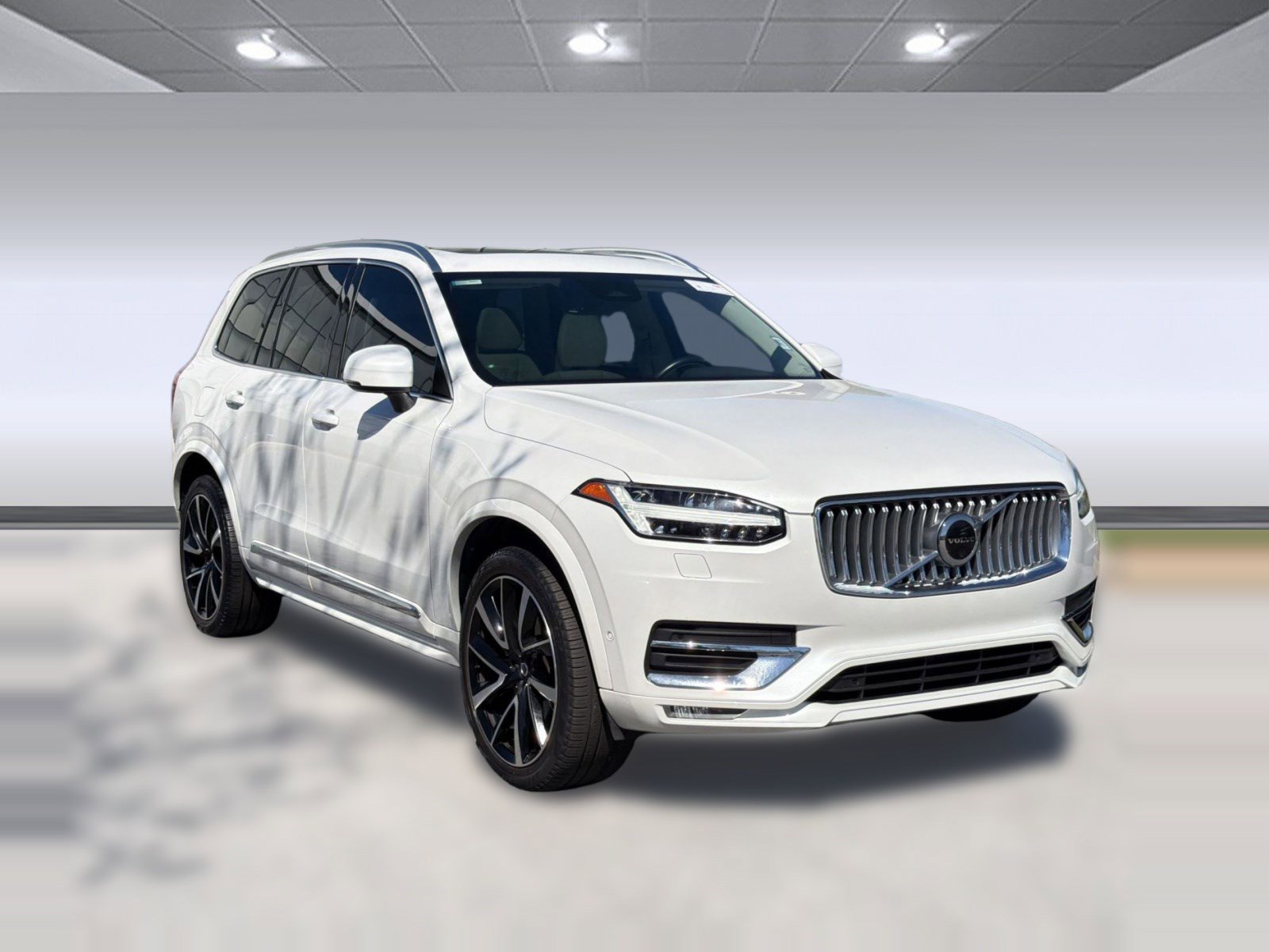 2023 Volvo Xc90 B6 Plus