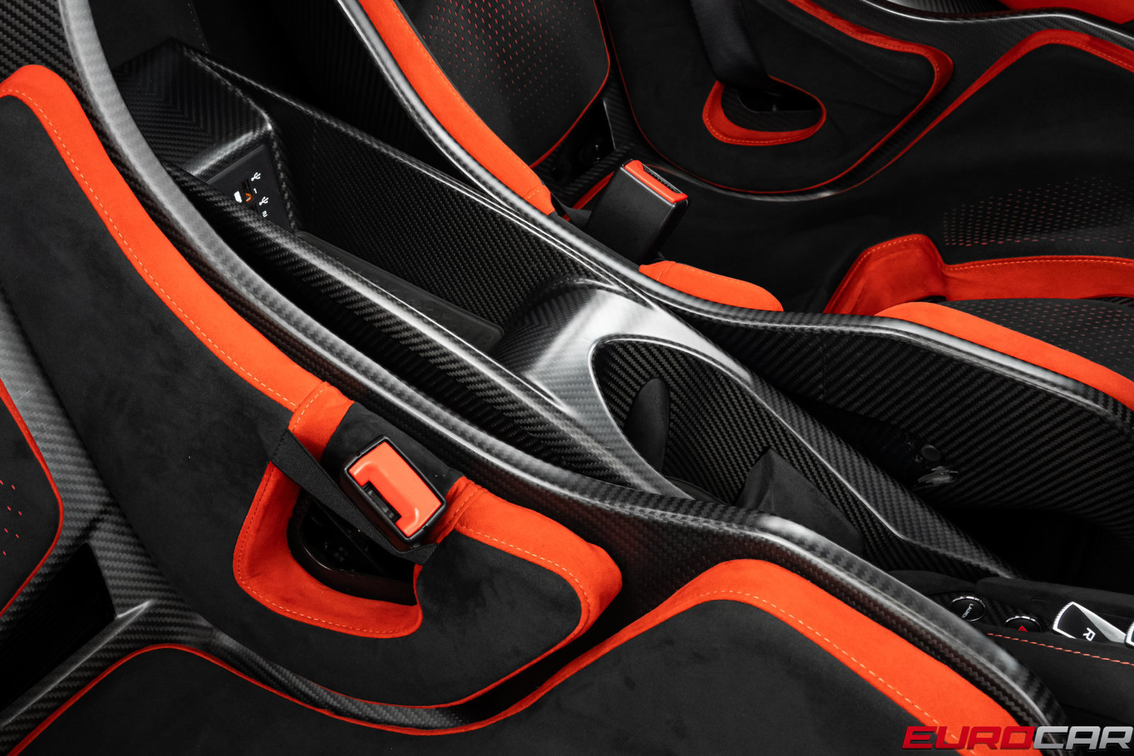 Used 2021 McLaren 765LT photo 40