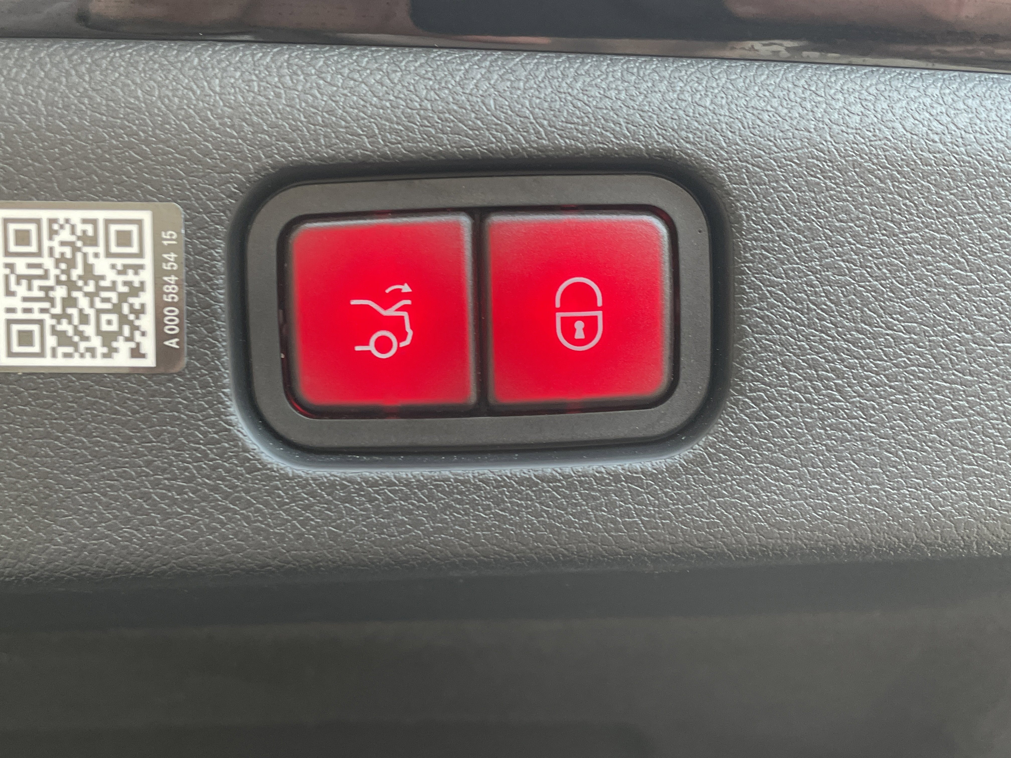 2025 Mercedes-Benz E 450 4MATIC Sedan