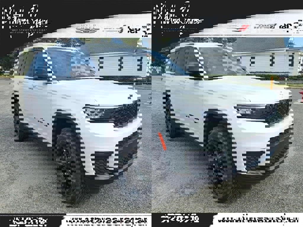 Used 2023 Jeep Grand Cherokee L Laredo