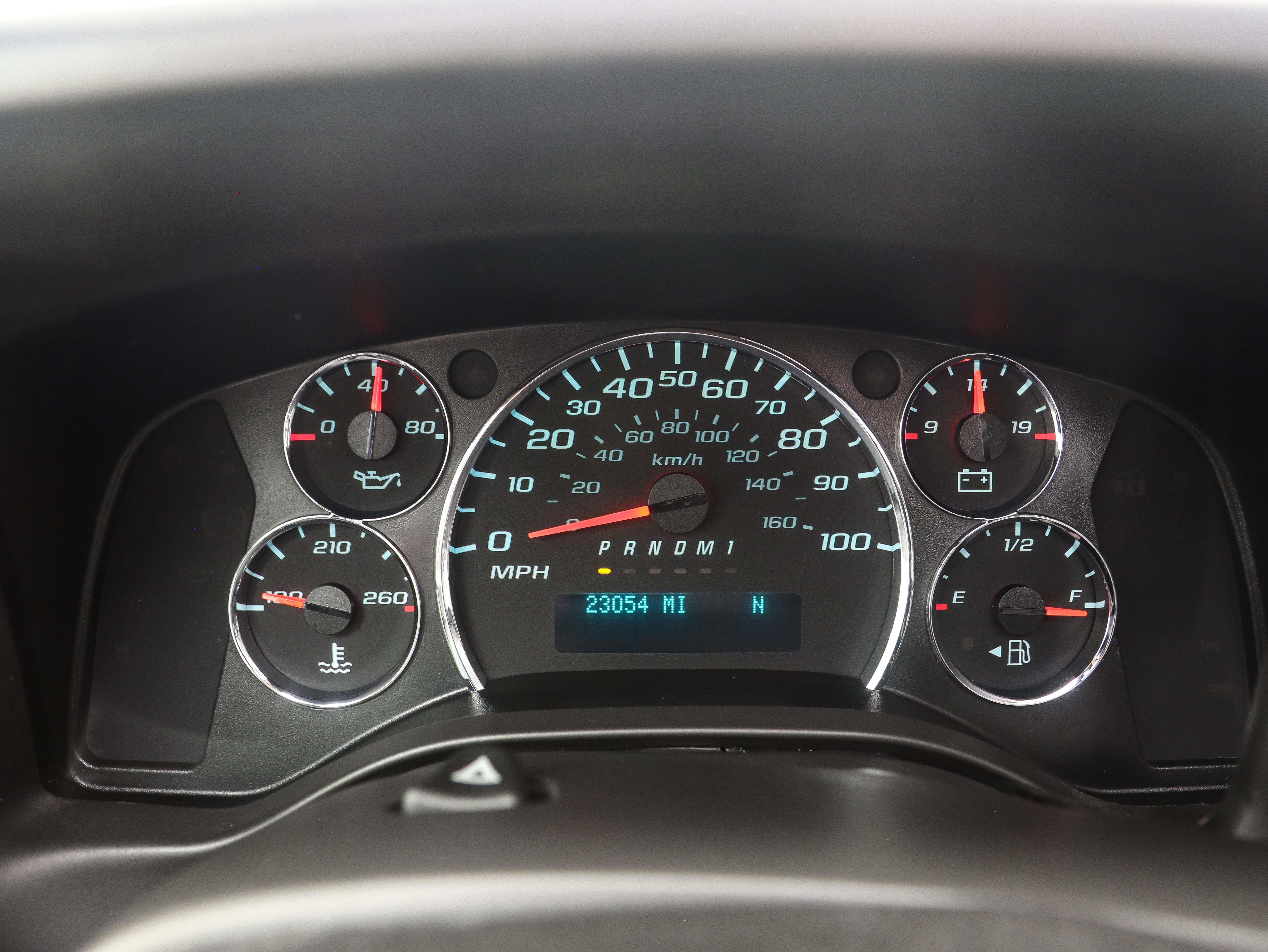 2019 Chevrolet Express Passenger LT - Photo 16