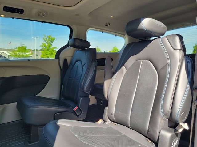 2021 Chrysler Pacifica Touring-L