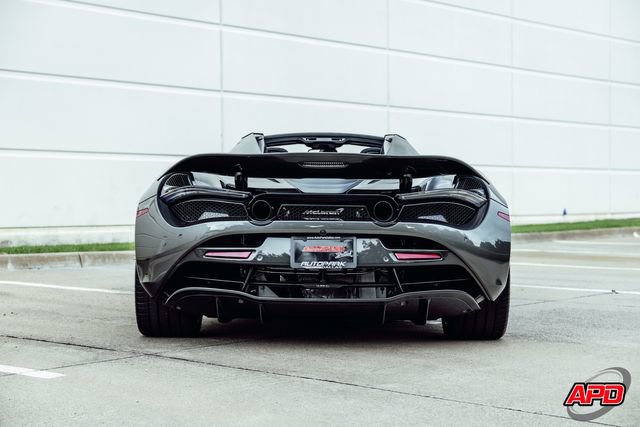 Used 2020 McLaren 720S Performance photo 18