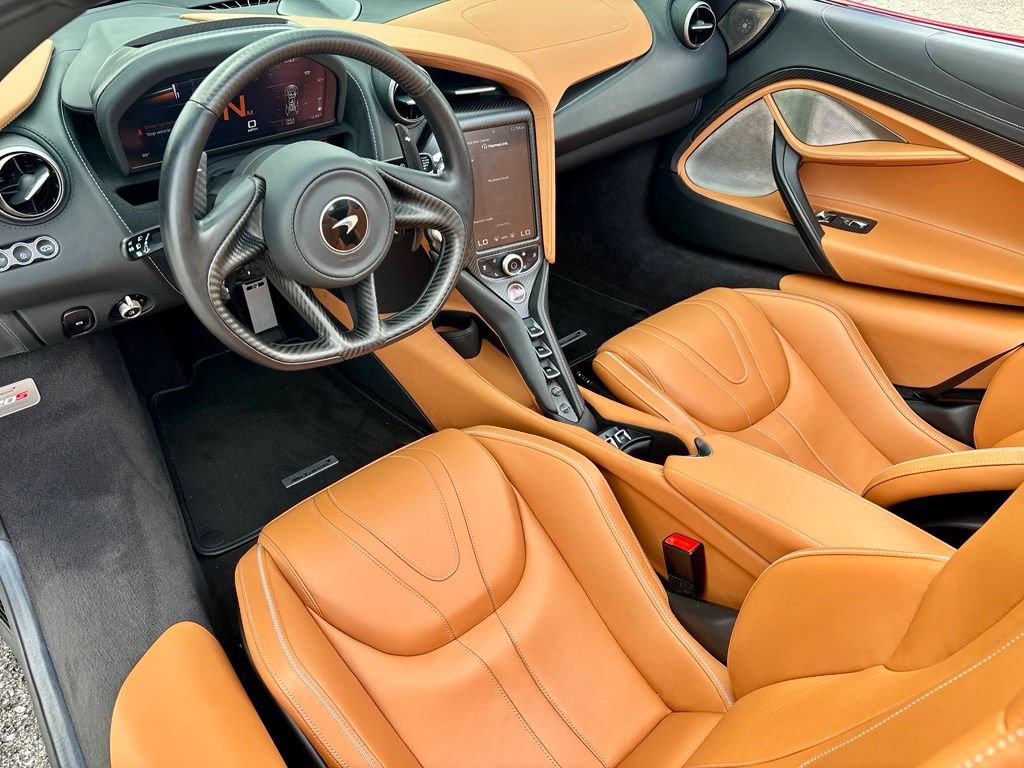 Used 2022 McLaren 720S Luxury photo 21