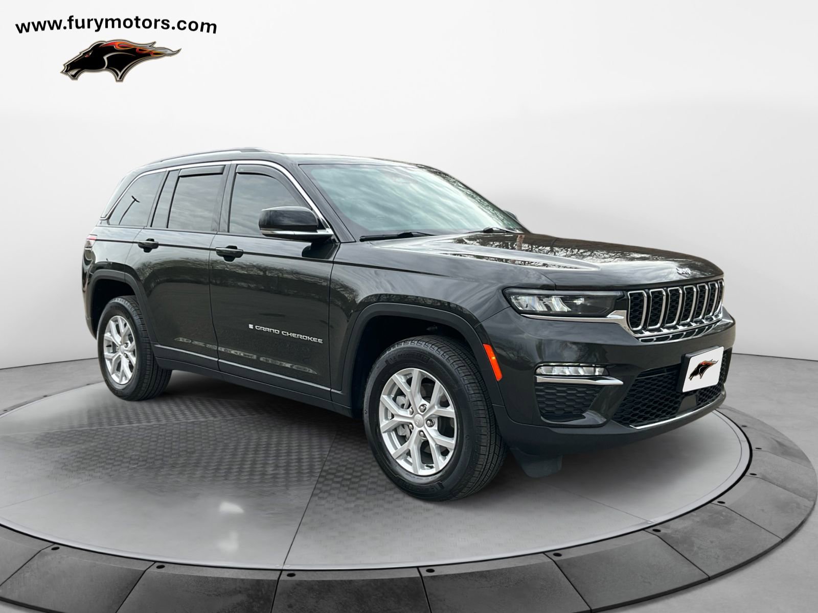 Used 2023 Jeep Grand Cherokee Limited w/ Trailer Tow Prep Group (B)
