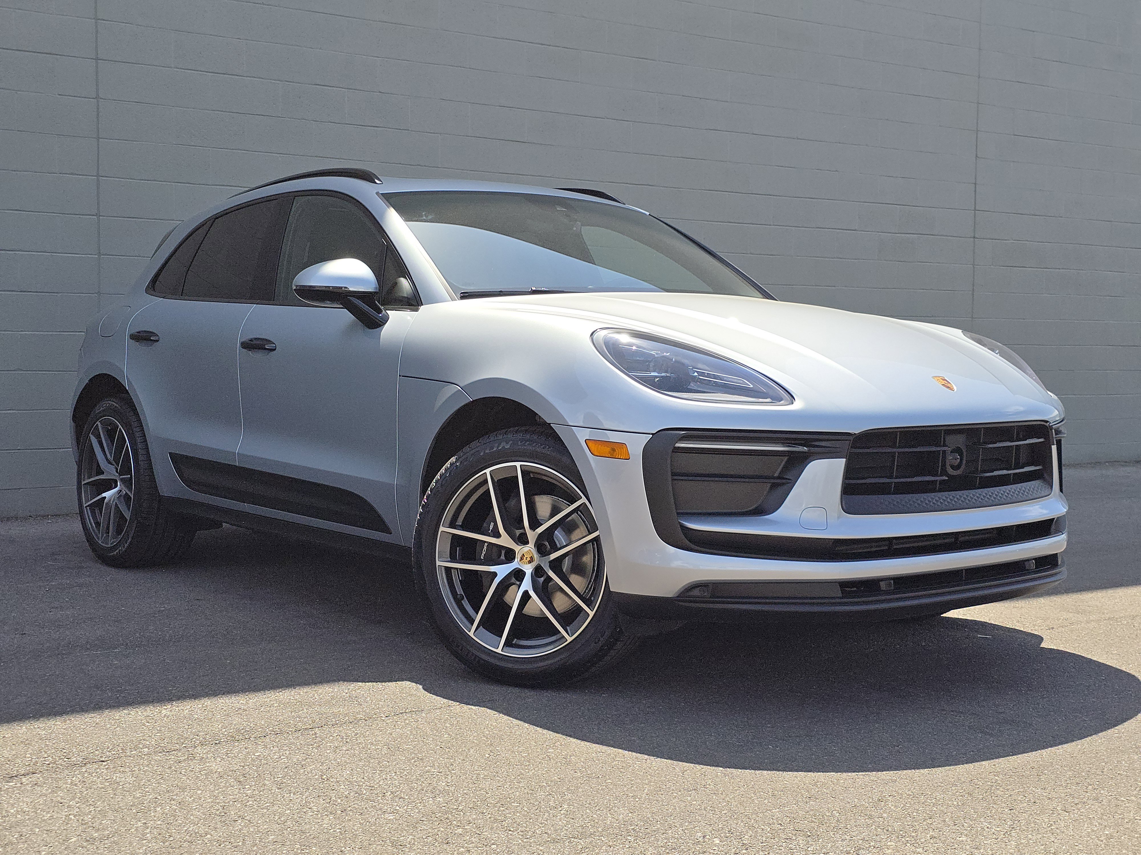 2023 Porsche Macan