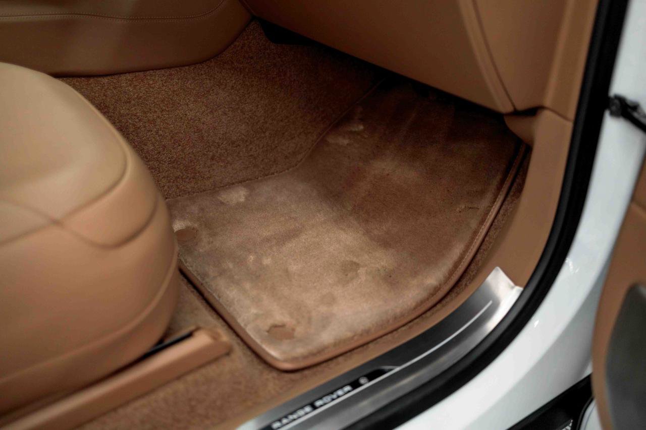 2024 Land Rover Range Rover SV