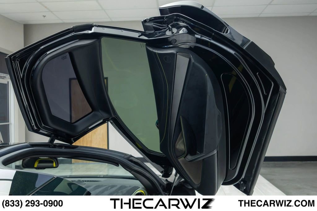 Used 2018 McLaren 720S Performance photo 70
