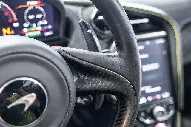 Used 2022 McLaren 720S Performance photo 37